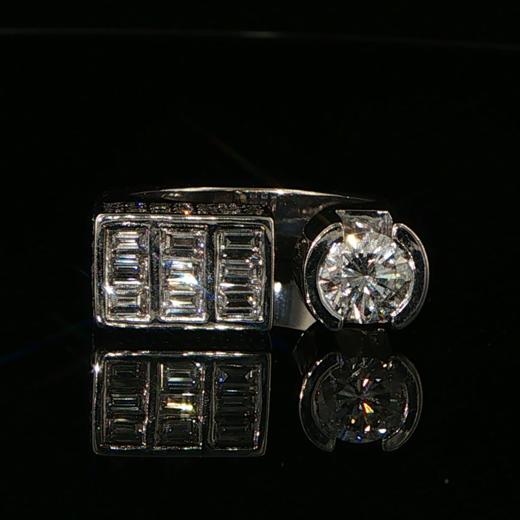 Bague Cocktail Asymétrique en Or Blanc et Diamants