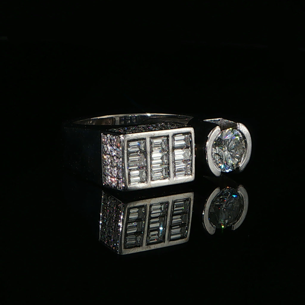 Bague Cocktail Asymétrique en Or Blanc et Diamants