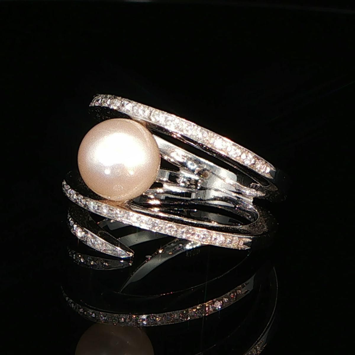 Bague Cocktail Spirale en Or Blanc et Perle