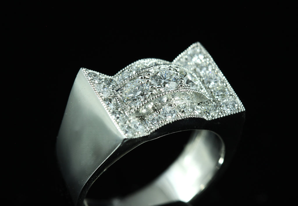 Bague tank diamants