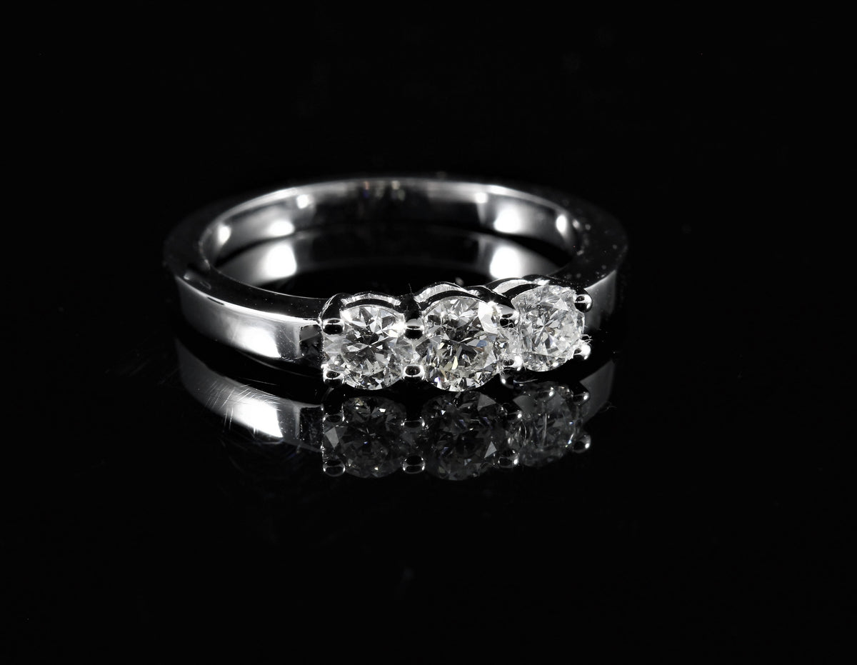 Bague trilogie diamants