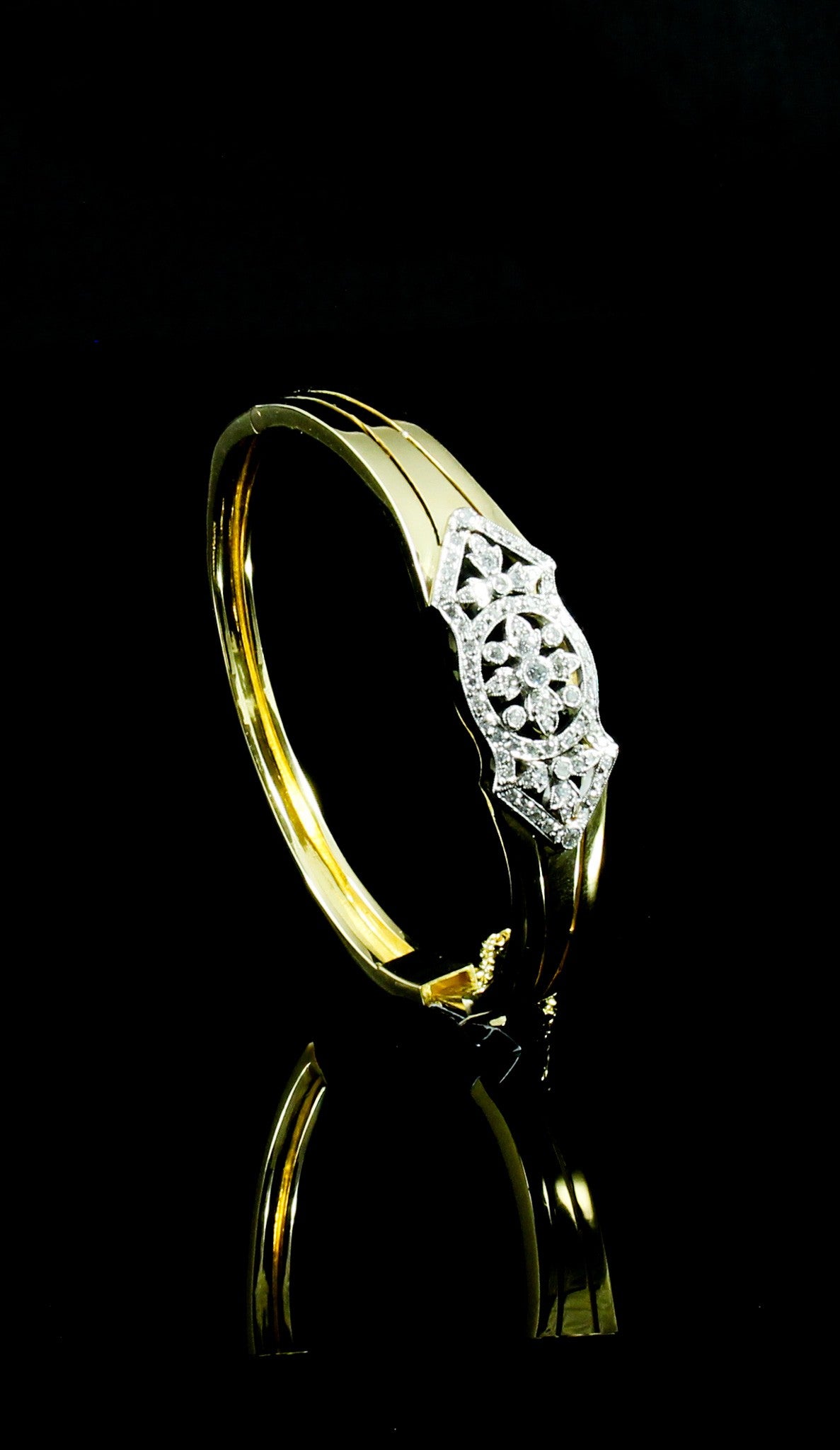 Bracelet or jaune et diamants
