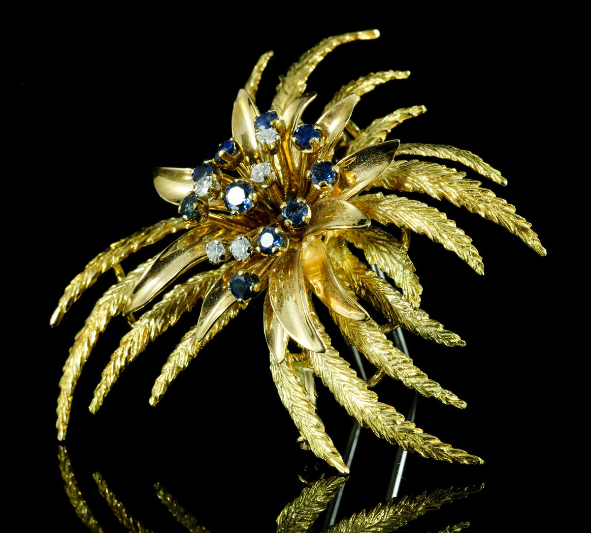 Broche en or jaune