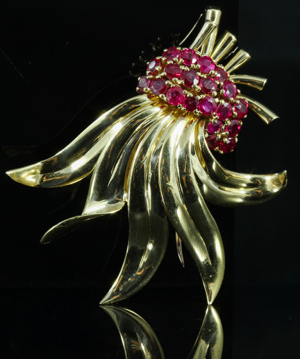 Broche rubis