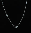 Collier or blanc