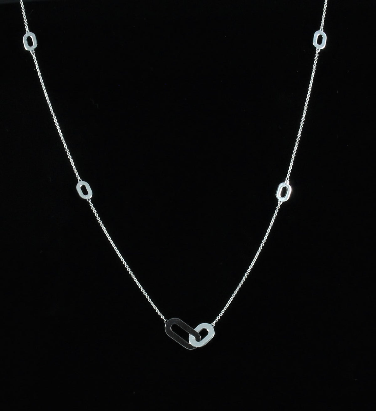 Collier or blanc