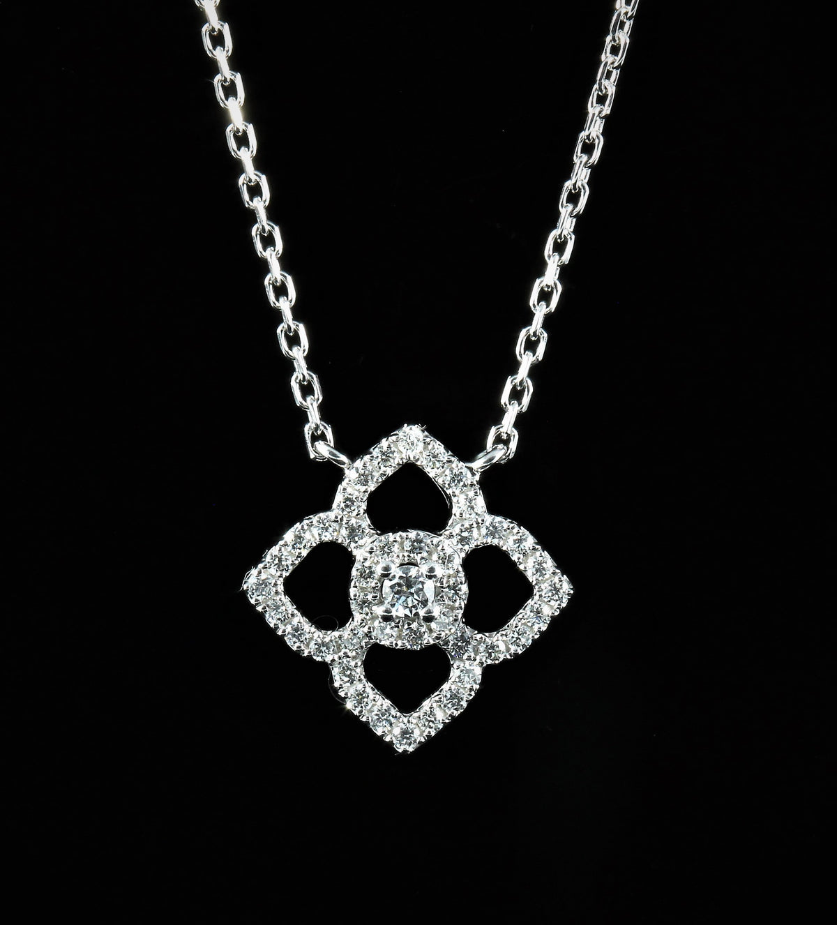 Collier pendentif