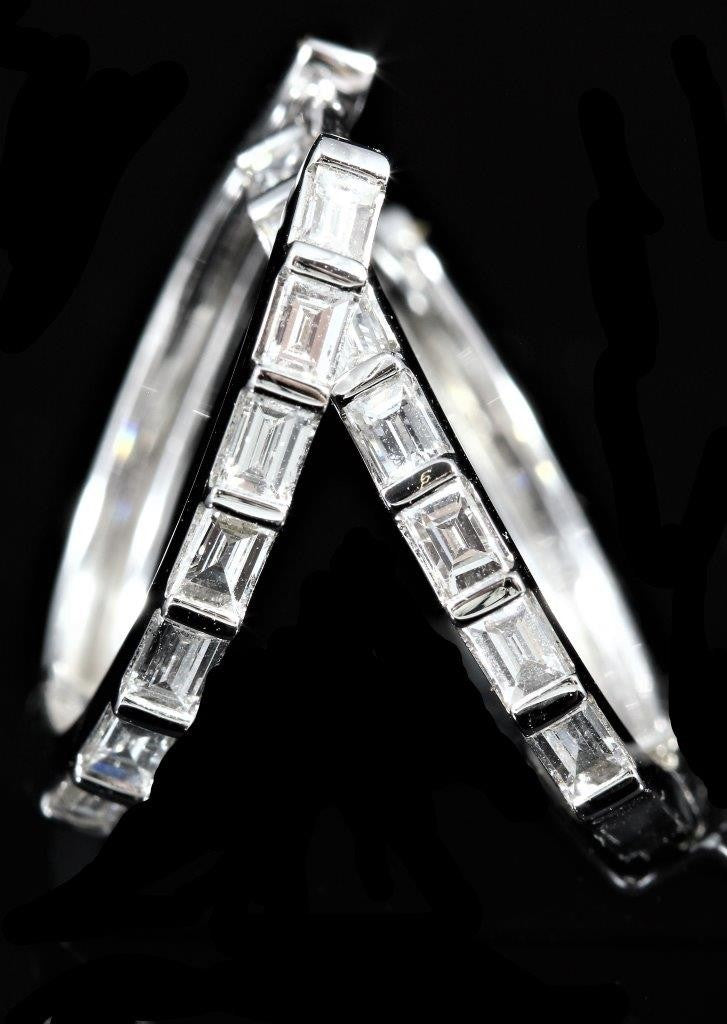 Paire de créoles diamants